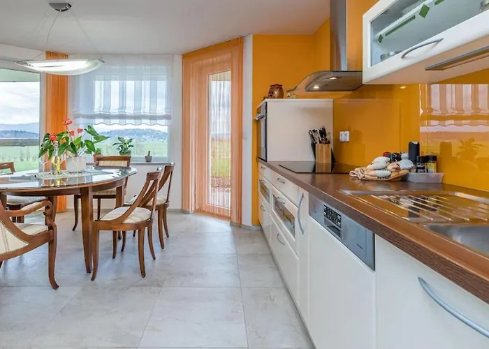 ヴィラ Ana Boršt